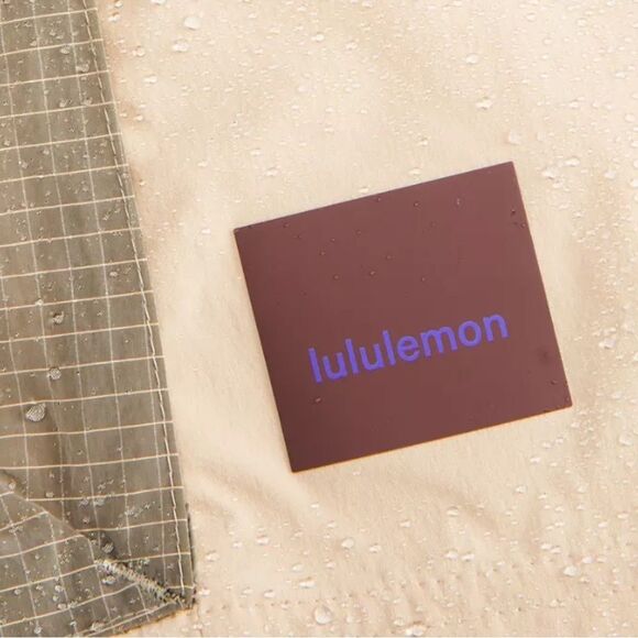 LULULEMON Multi-Pocket Cargo High-Rise Hiking Skirt Size 4 - Picture 12 of 14